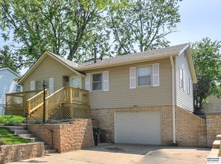 12313 Seldin Dr, Omaha, NE 68144