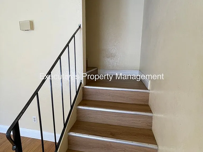4909 N Winery Cir #101 — Photo 5