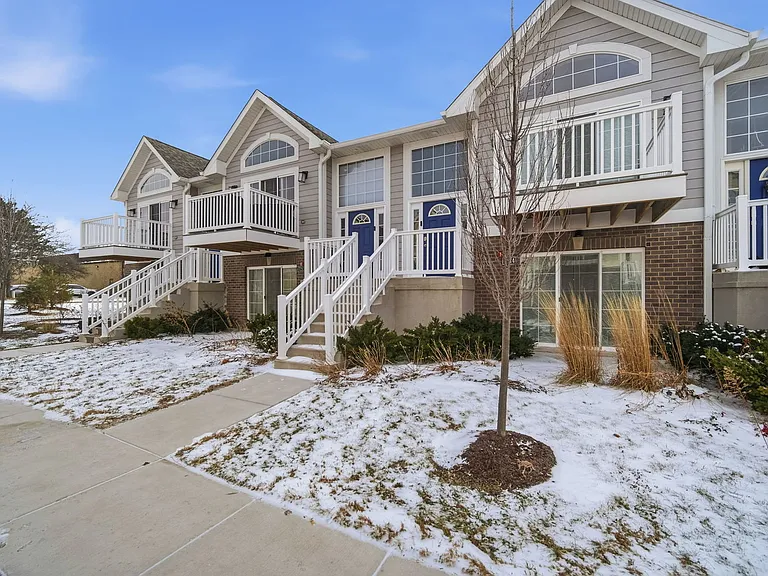 7214 Farmstead Ln — Photo 30