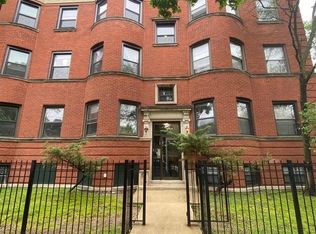 4453 N Dover St #1F, Chicago, IL 60640