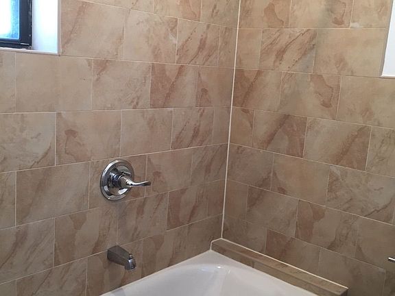2nd image of 3416 41st St APT 4C