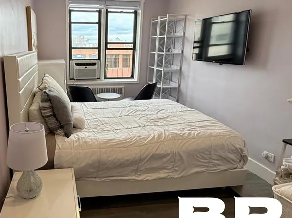 1811 Ocean Parkway image 7 of 7