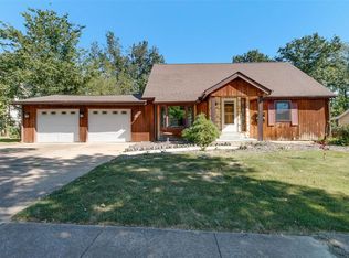 1305 Greenmar Dr, Fenton, MO 63026