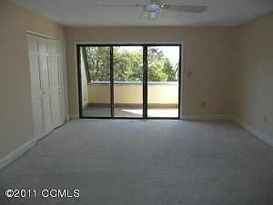 4th image of 161 Bogue Dr #1