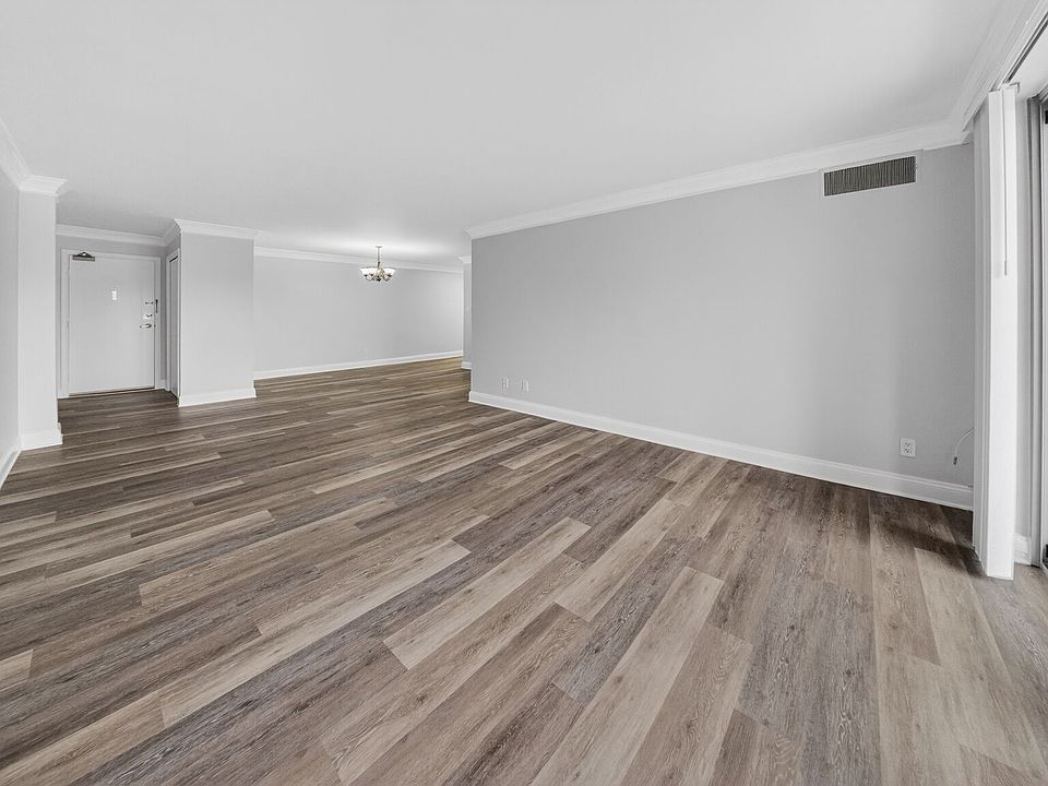 1st image of 4977 Battery Ln APT 414