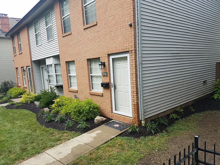 366 E Mithoff St — Photo 35