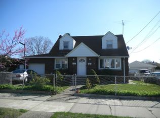 221 Trenton Ave, Paterson, NJ 07503