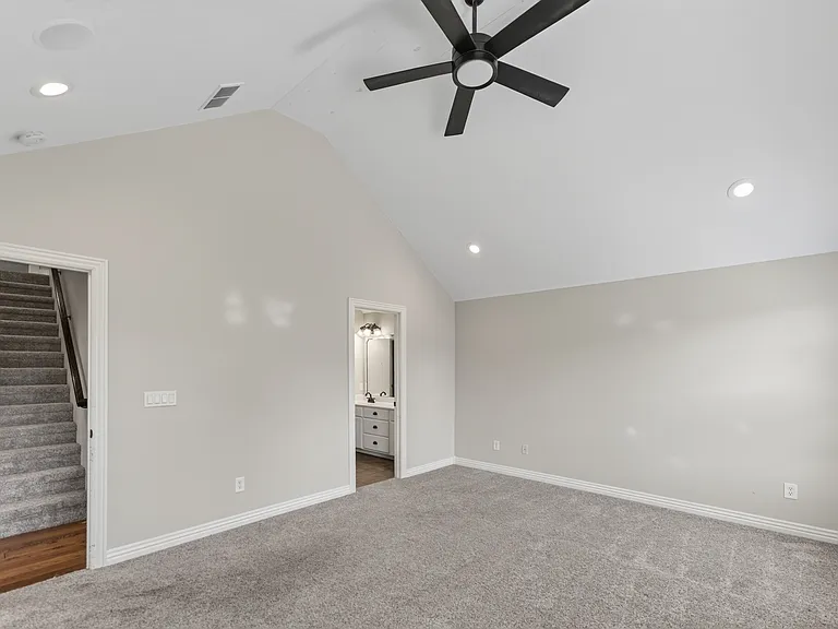 935 E Weldon Dr — Photo 17