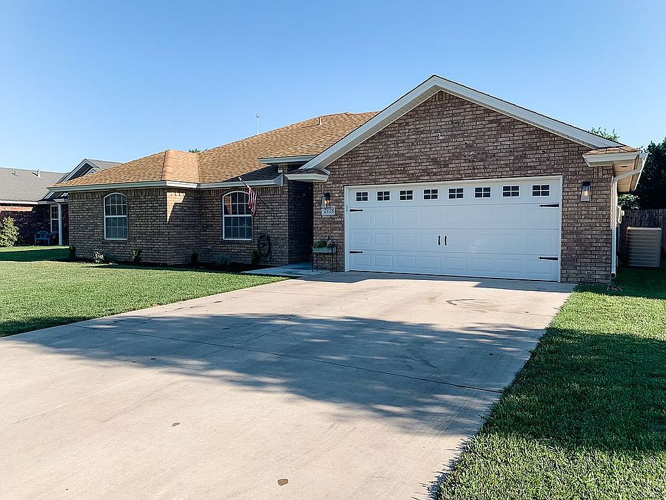 1st image of 2128 Reese Dr