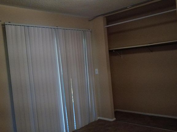 4th image of 323 N Lincoln Ave APT 4