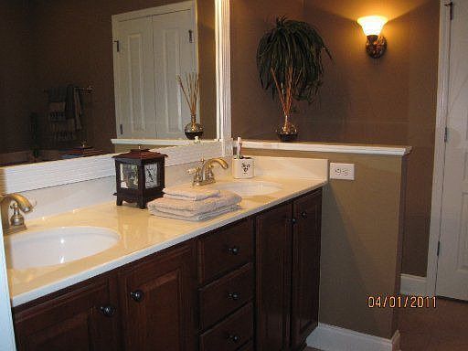 5th image of 3812 Honeytree Ln