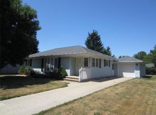 808 Grace St, Waupun, WI 53963