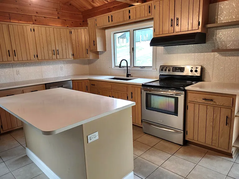 3922 Emrick Ln — Photo 17