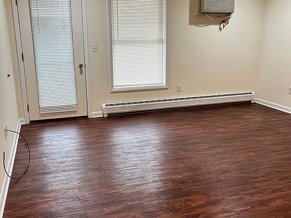 4th image of 439 Plaza Dr #29