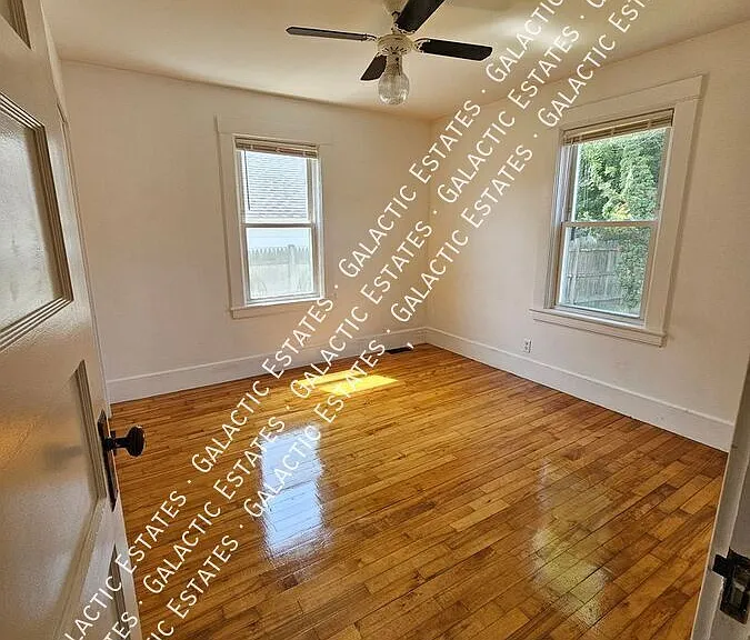 37-37.5 Arlington St #1 — Photo 11