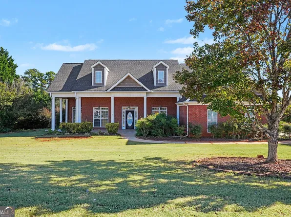 70 Austin Dr, Williamson, GA 30292