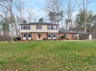 1405 Wendover Dr, Charlottesville, VA 22901