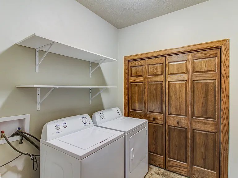 Bison Trail Twin Homes — Photo 9