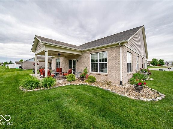 4th image of 1144 Harrier Ln