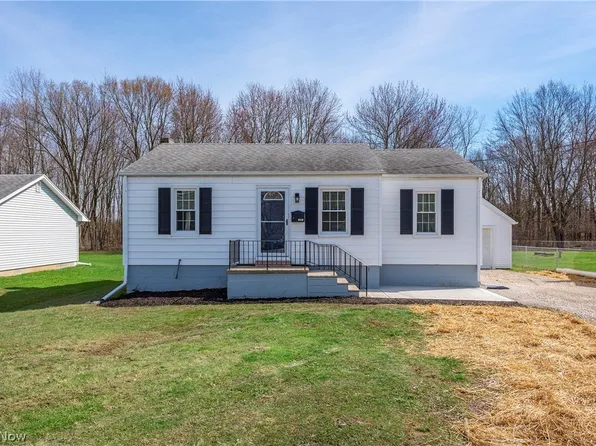 215 Maple St, South Amherst, OH 44001