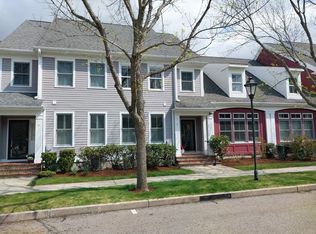 7 Barker Ln UNIT 7, Norton, MA 02766