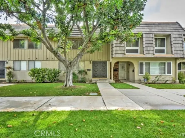 4555 Larwin Ave, Cypress, CA 90630