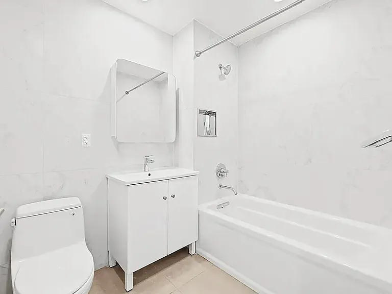 2600 7th Ave #5J — Photo 11