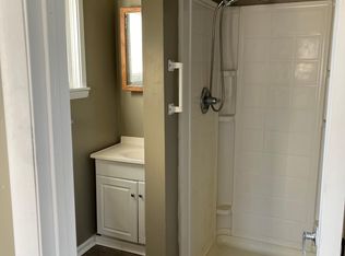 1612 W 4th Ave APT D, Hutchinson, KS 67501