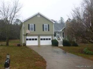 4082 Crabapple Dr, Gainesville, GA 30507