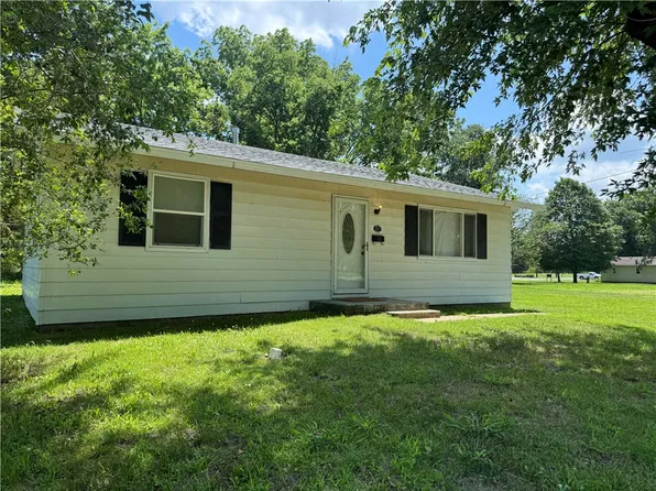 517 S Bowman Ave, Danville, IL 61832