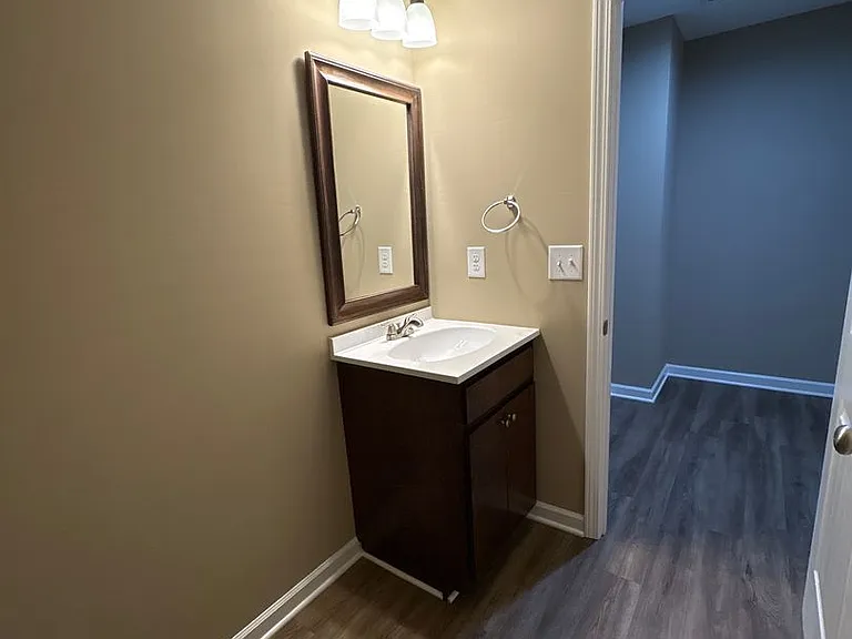 517 Weaver St #5 — Photo 21