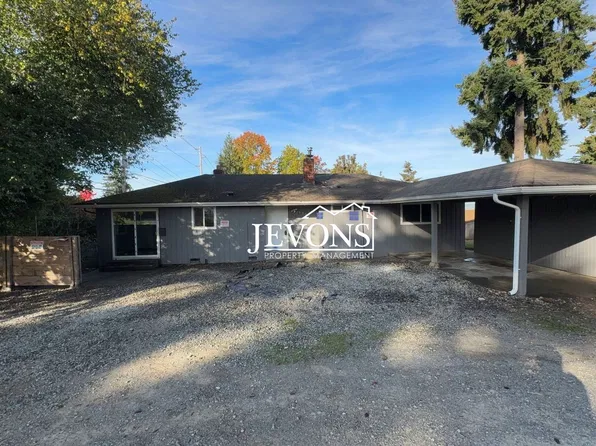 9722 S 200th St, Kent, WA 98031