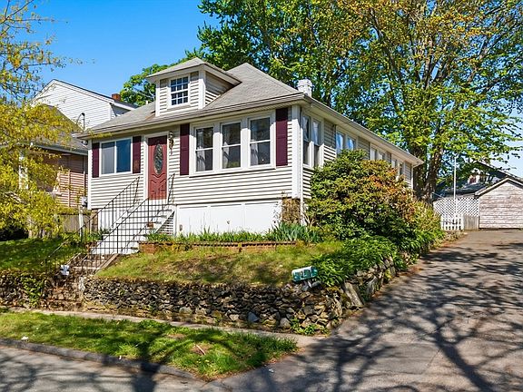 2nd image of 13 Kirkland Rd
