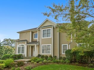 17 Hopkins Ln, Armonk, NY 10504