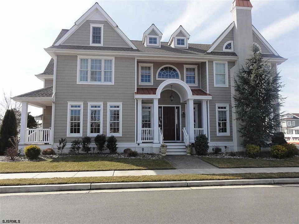 1st image of 2 Barbados Ln