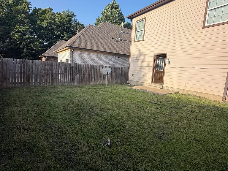 2825 Virginia Woods Cv — Photo 12