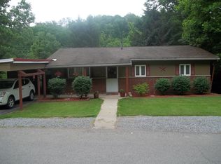 420 Norris Road, Glenville, WV 26351