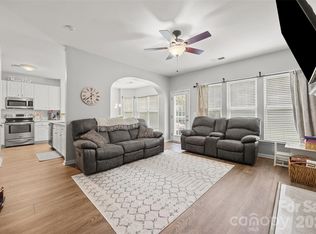 10216 Old Carolina Dr, Charlotte, NC 28214