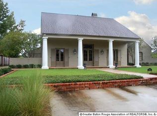 17555 Hazeltine Dr, Baton Rouge, LA 70810