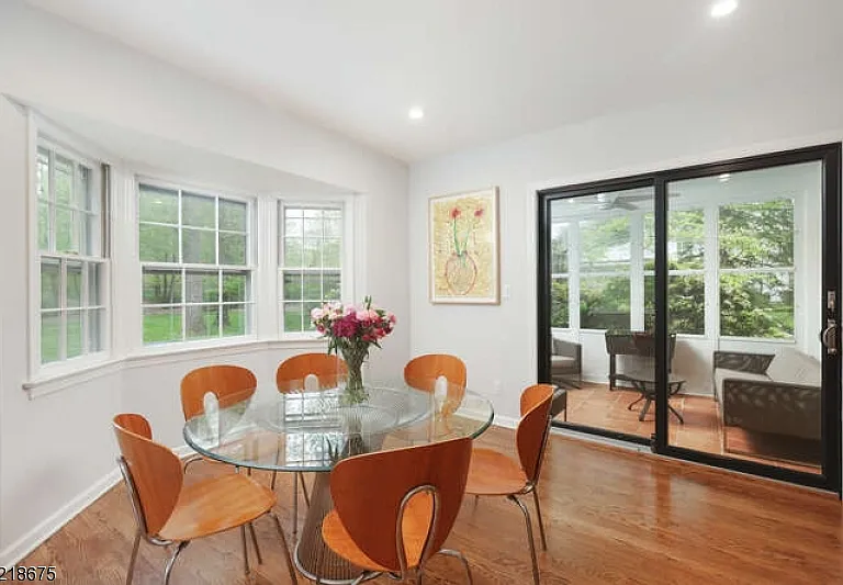 18 Skyline Dr — Photo 12