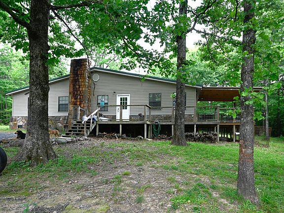 3rd image of 136 Shady Oaks Ln
