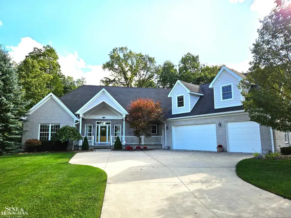 4119 V Achatz Dr, Saint Clair, MI 48079