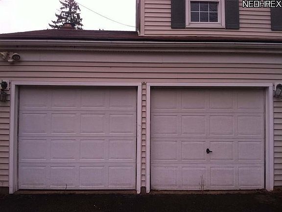 2nd image of 477 Southeast Ave