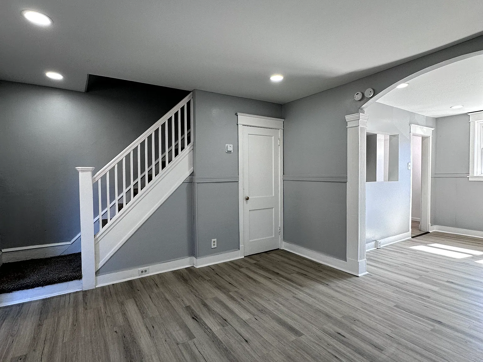 2 bed, 977 sqft, $1,550 — Photo 4