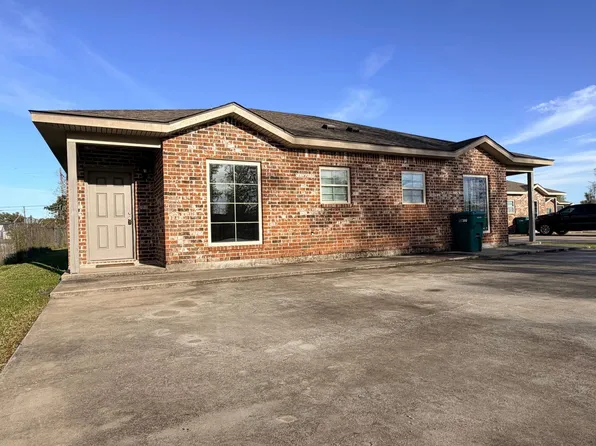 2725 Smith Ferry Rd, Westlake, LA 70669