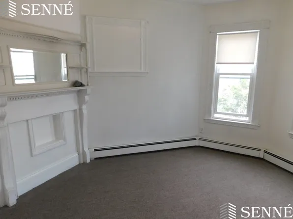 81 Merriam St #3, Somerville, MA 02143