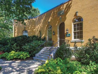 60E Glen Rd APT 110, Brookline, MA, 02445