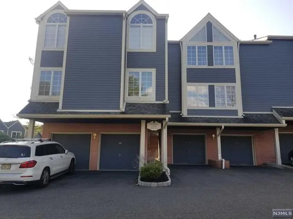 210 Cambridge Dr #210, Ramsey, NJ 07446