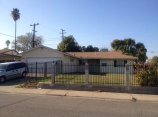 6900 Farmington Way, Sacramento, CA 95828