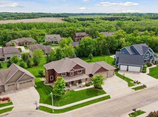 2304 Britwood Ln SW, Rochester, MN 55902